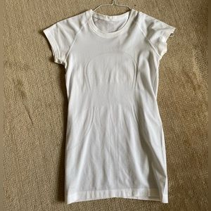 Lululemon Swiftly Tech 2.0 Short Sleeve